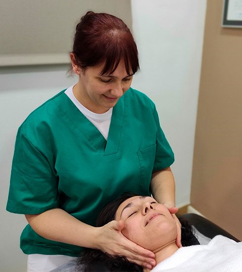 massatge terapèutic facial